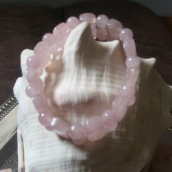 Jewelry - NEW Rose Quartz Bracelet💗